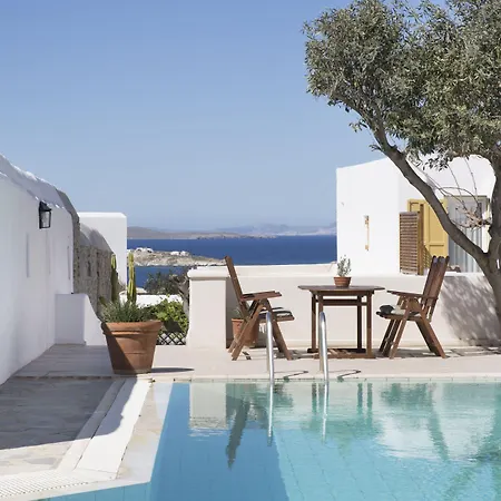 מלון Despotiko 4*